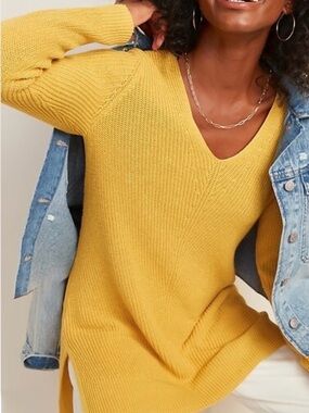 Old Navy Mustard Yellow Ribbed V-Neck Sweater Tunic (NWT)